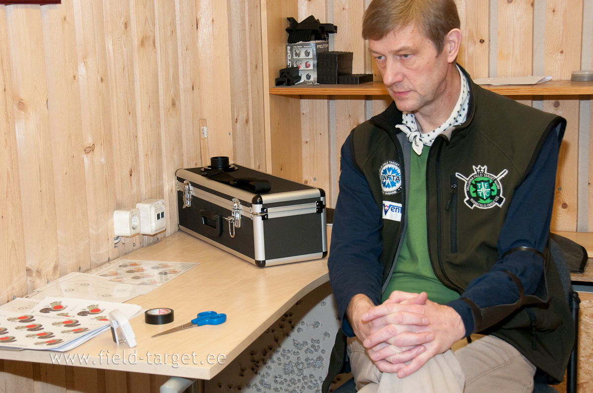 0068   Kaidu jalgib, et laskurid oma ajaga toime tuleks